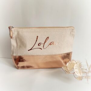 neceser metalizado color bronce para accesorios mujer